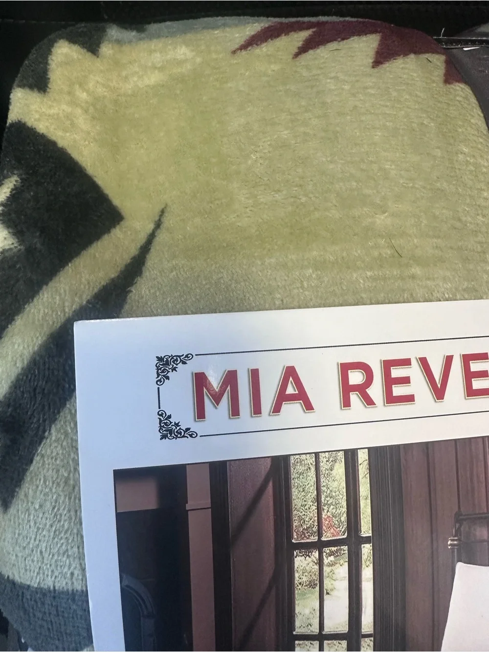 Mia Reversible Throw Blanket - Burgundy & Cream Flannel